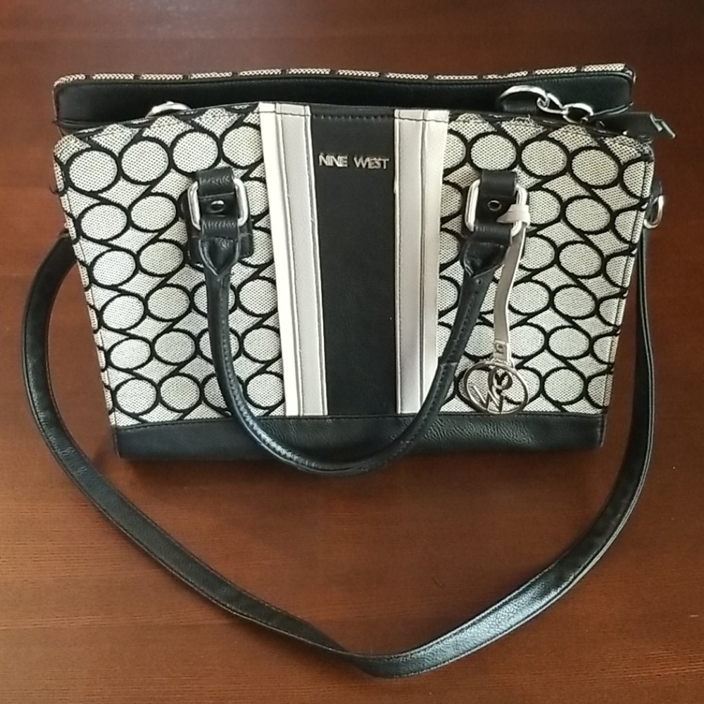 Nine West shoulder bag - Picture 1 of 10